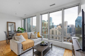 Central Downtown Highrise Condo